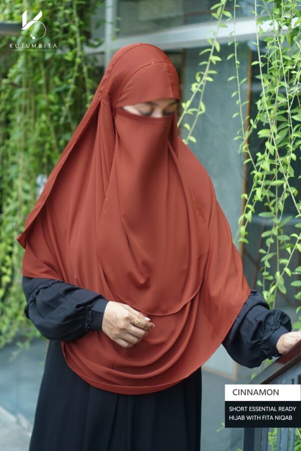 Short Essential Ready Hijab With Fita Niqab - Cinnamon