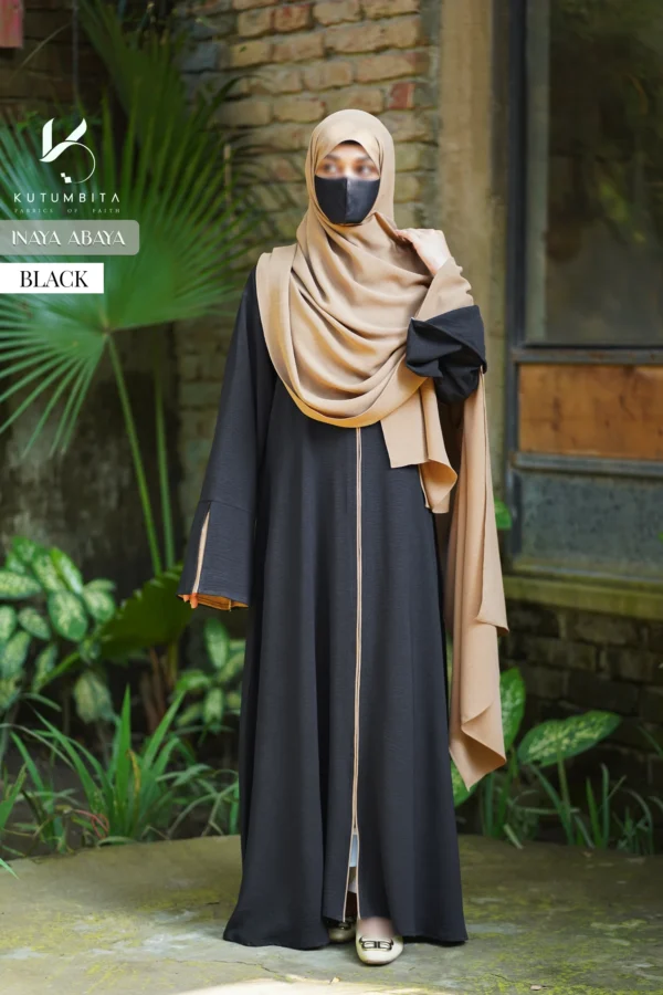 Inaya Abaya-Black